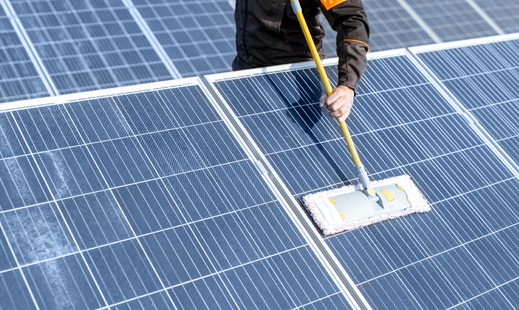 パネル洗浄風景